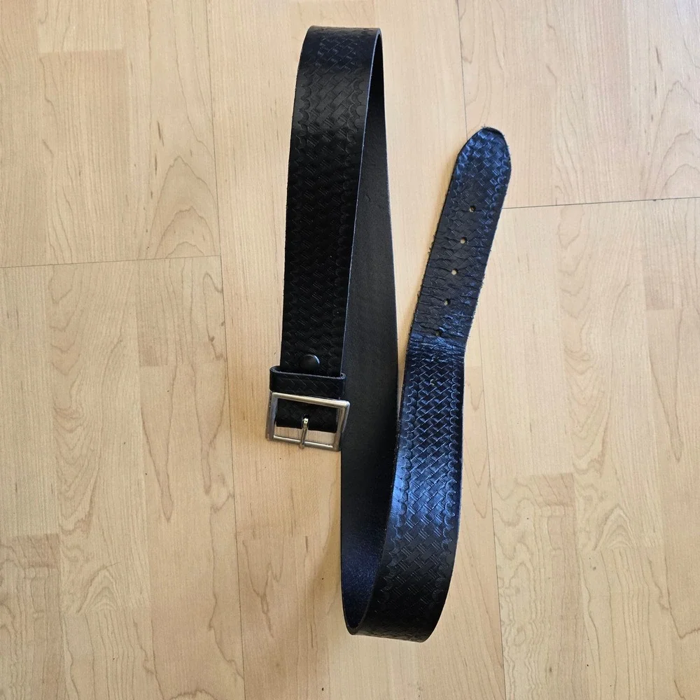 Perfect Fit Mens Black‎ Genuine Leather Basketweave Belt Size 42 Made in USA